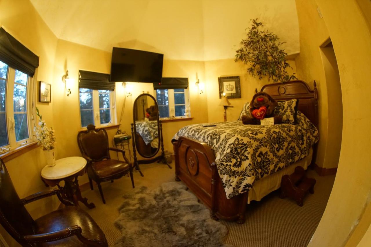 Fleur De Lac Europeran Inn Lake Arrowhead Exterior photo