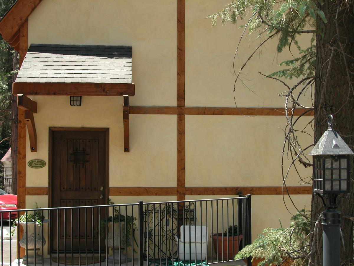 Fleur De Lac Europeran Inn Lake Arrowhead Exterior photo